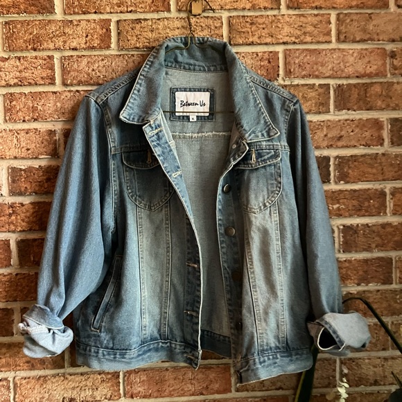 “EAGLES” retro jean jacket size XL - Picture 2 of 2